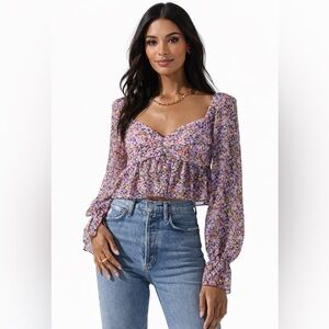 ASTR the Label Sweetheart Floral Top – Size Small